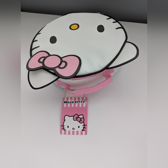 NWT Hello Kitty Face/Round Shaped Insulated Lunch/Snack Box/Bag/Pail/Tote - Picture 15 of 16